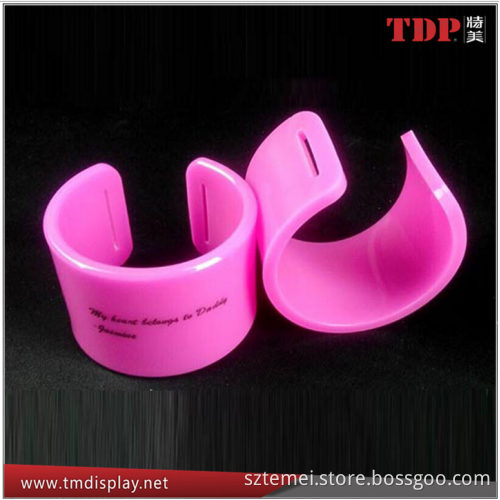 Factory Directly wholesale custom Pink Engraving Acrylic Bracelet